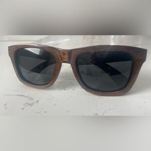 Walnut wayfarer style unisex rectangular sunglasses